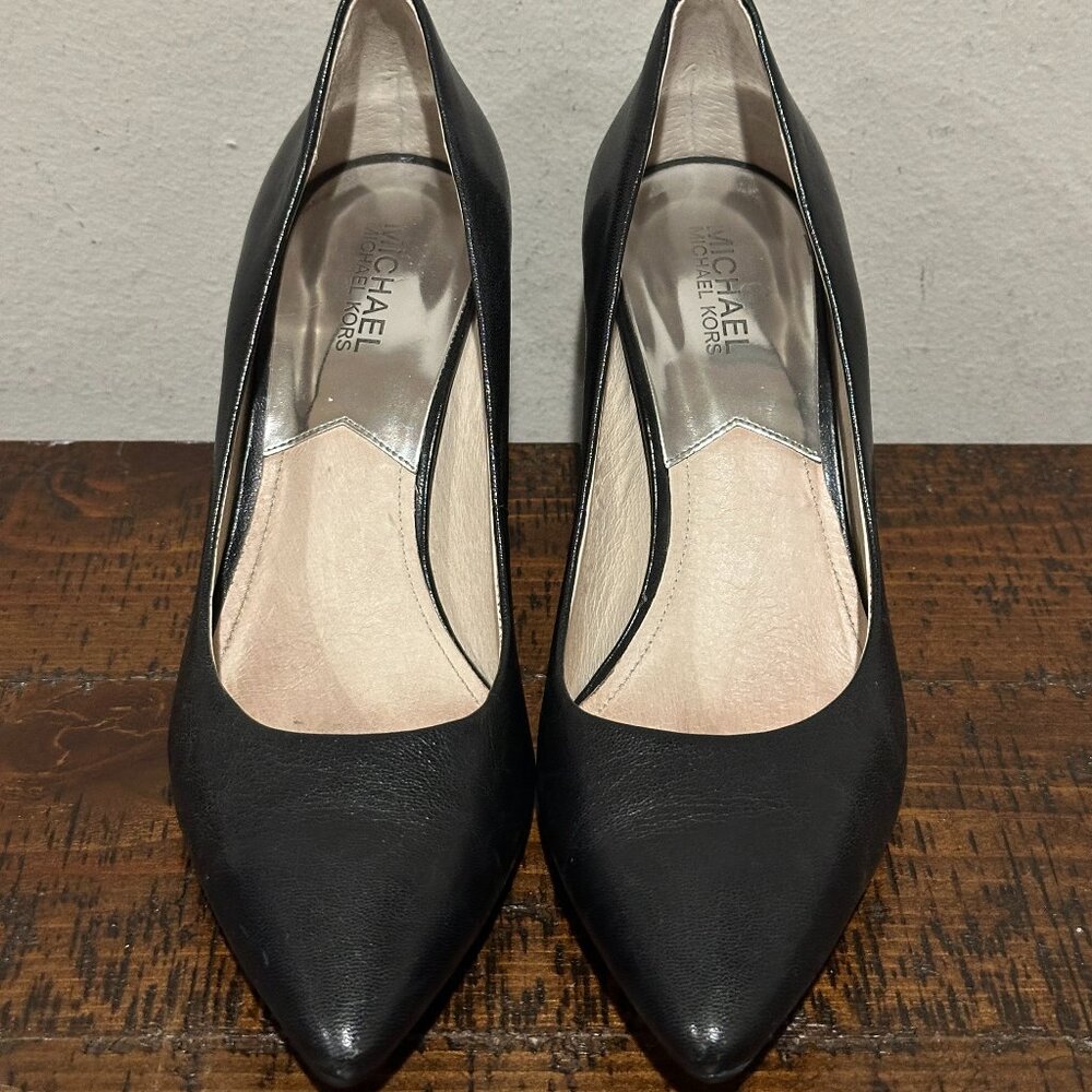 Michael Kors Dorothy Flex Black Leather Pointed Toe Pumps - Size 8.5M